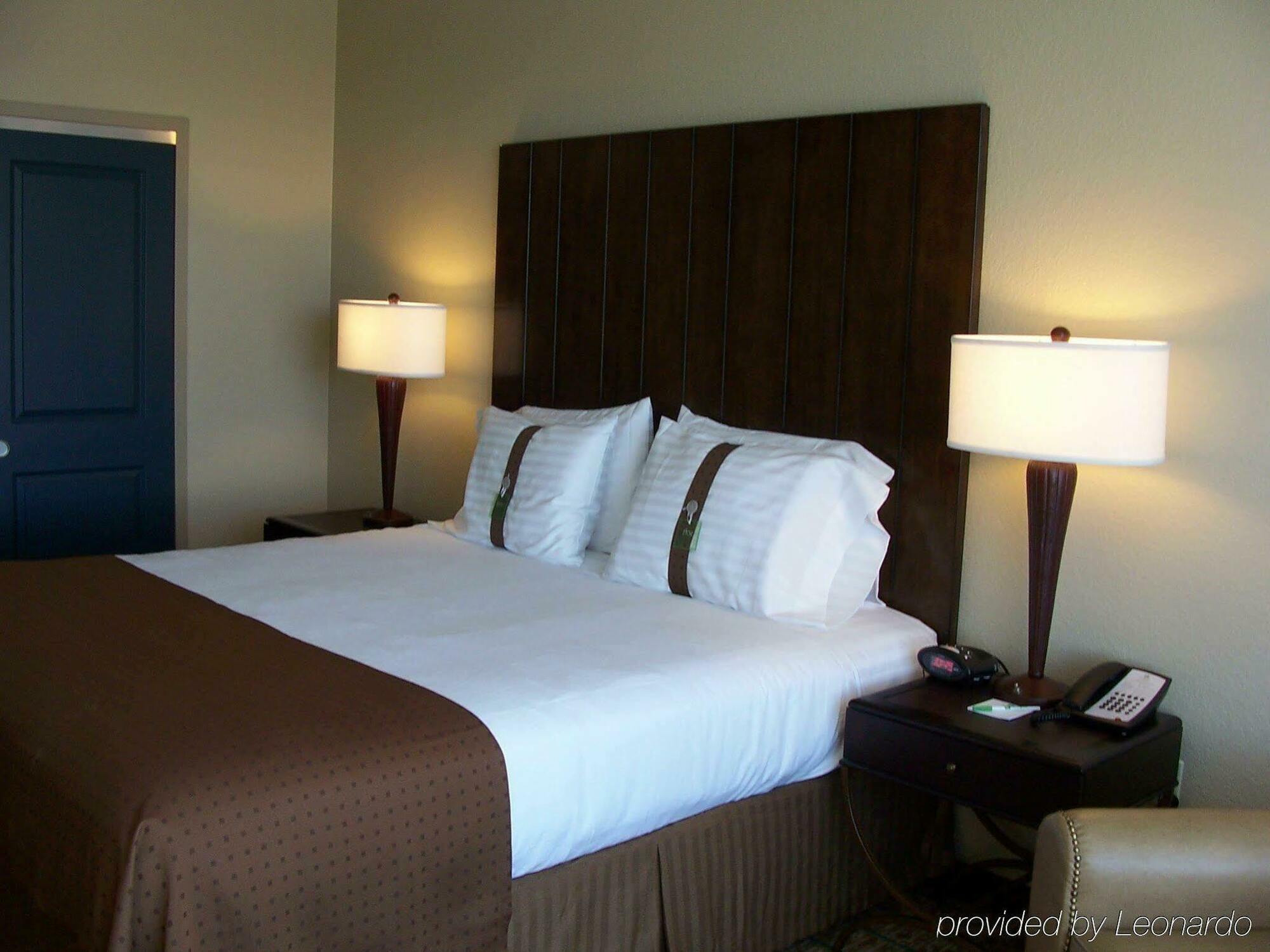 Holiday Inn San Antonio Northwest- Seaworld Area By Ihg מראה חיצוני תמונה